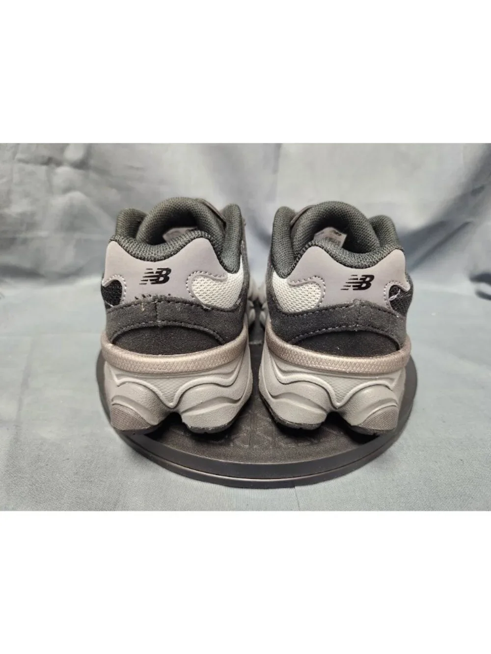 New Balance Toddlers 9060 Sneakers Slip On IV9060BK Black Size 6 NEW NO BOX!